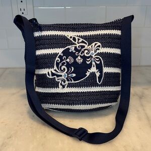 Vera Bradley Purse Straw Bucket Crossbody Bag Steel Blue Medallion Beach Turtle